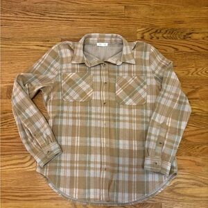 beachlunchlounge Plaid Shacket in Tan and Cream